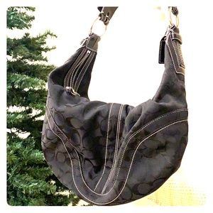 Authentic COACH Vintage monogram HOBO Bag - Black
